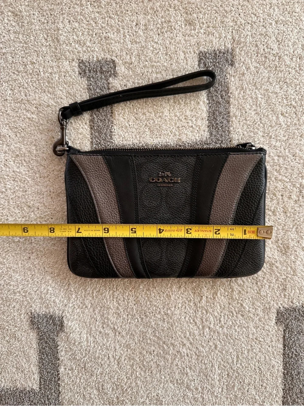 Coach Two-Tone Black and Gray Leather Wristlet